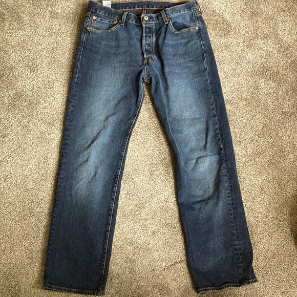 Levi's Other - Levi’s 501 men’s jeans 34x32 dark wash denim button fly cotton poly straight leg
